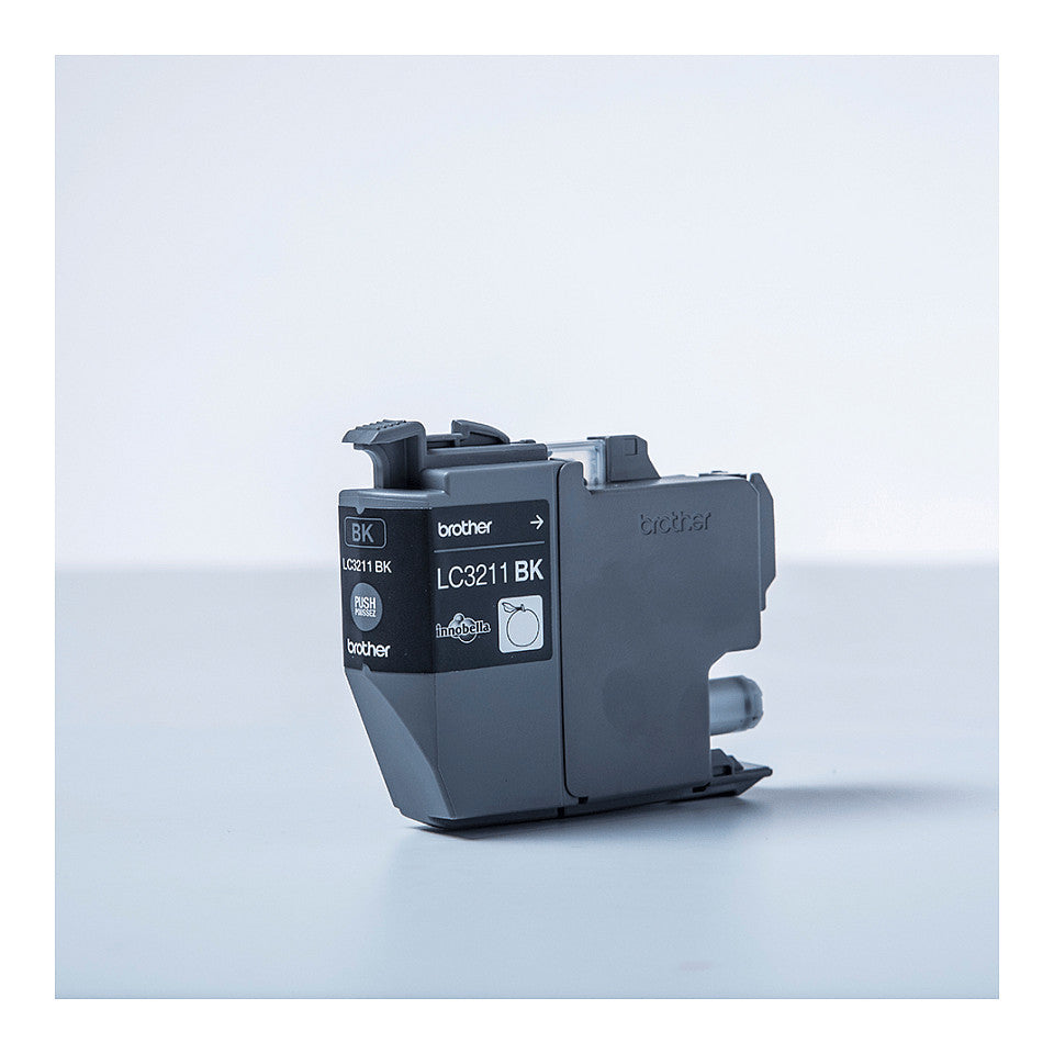 Brother Tinte LC-3211BK Schwarz bis zu 200 Seiten nach ISO/IEC 24711