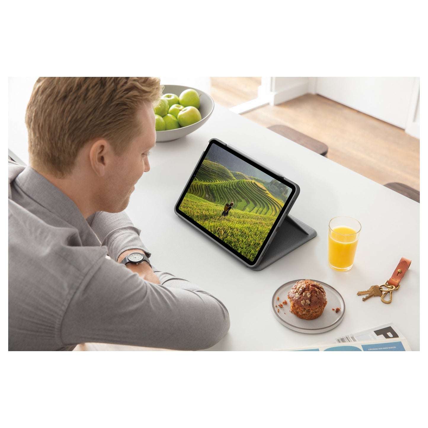 Logitech Slim Folio Bluetooth Tastatur und Schutzhülle gray - für für Apple 10.9" iPad Air (4. Generation)