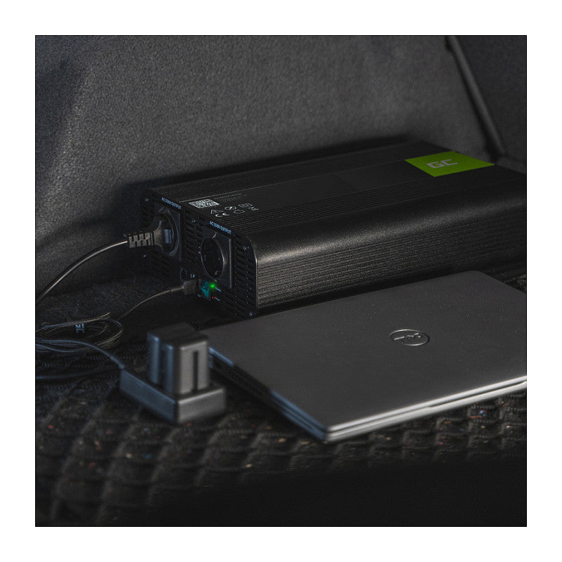 Green Cell KFZ Spannungswandler Power Inverter 24V > 230V 3000/6000W Black