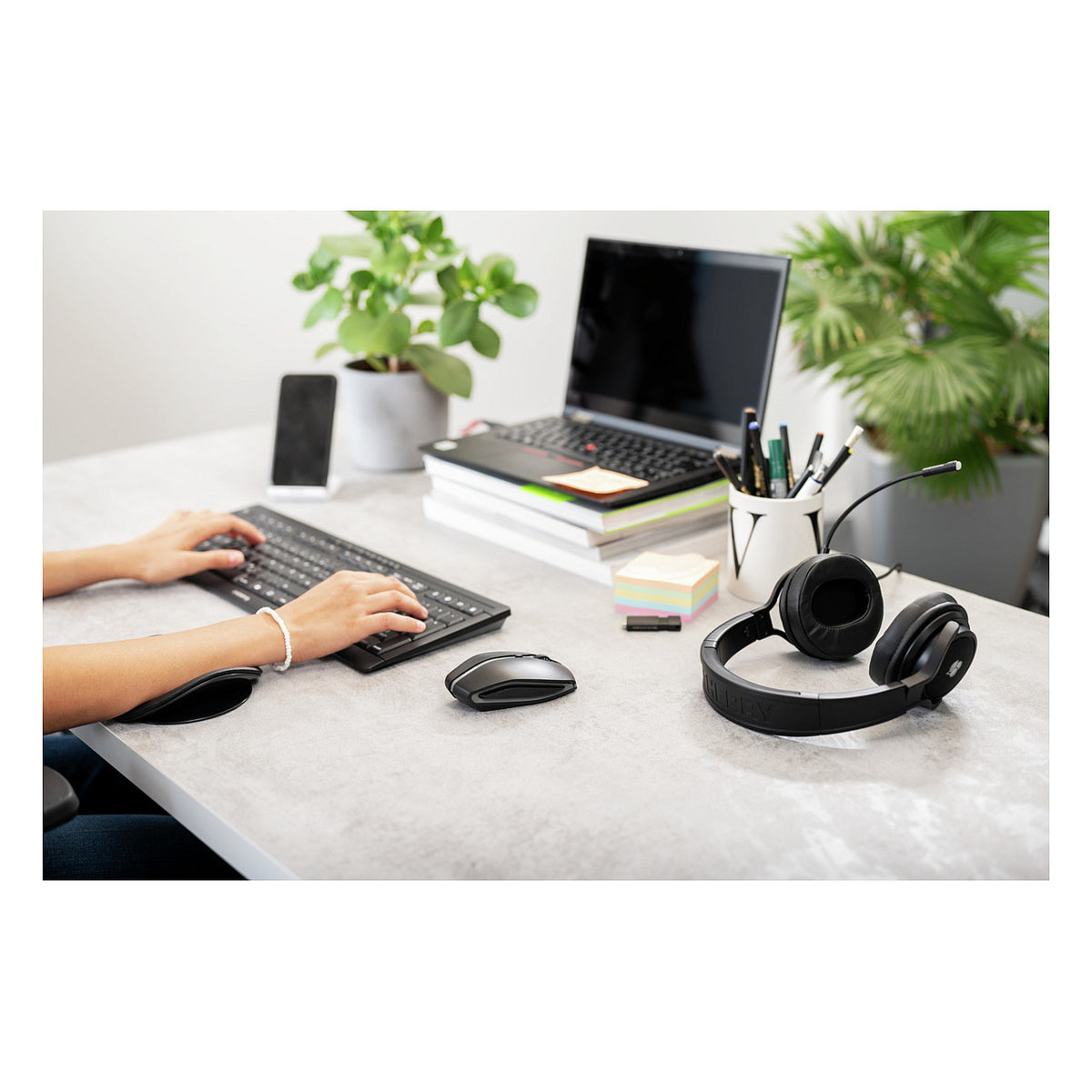 Cherry Gentix BT black
