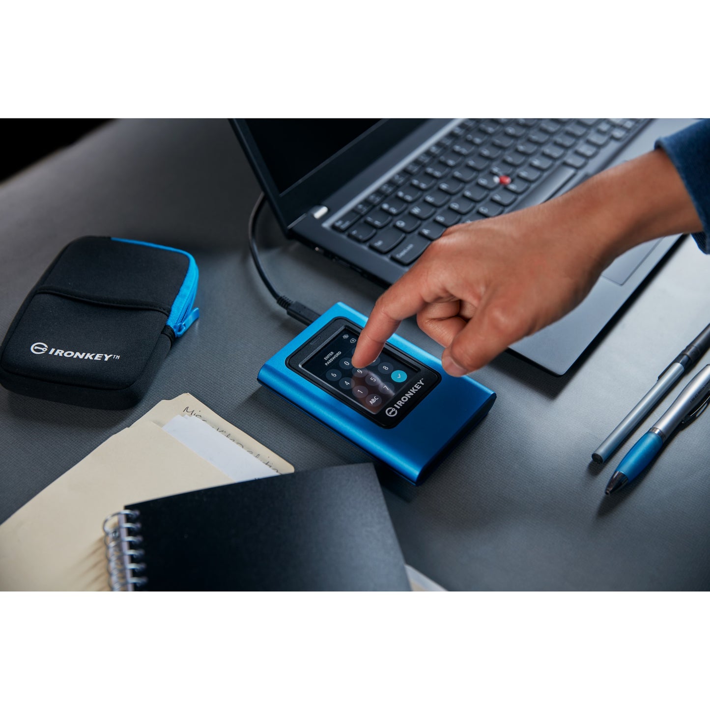 960GB Kingston IronKey Vault Privacy 80 USB 3.2 Gen 1