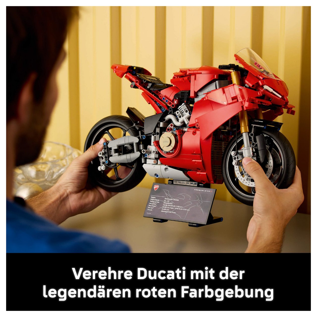 LEGO 42202 Technic Ducati Panigale V4 S Motorrad