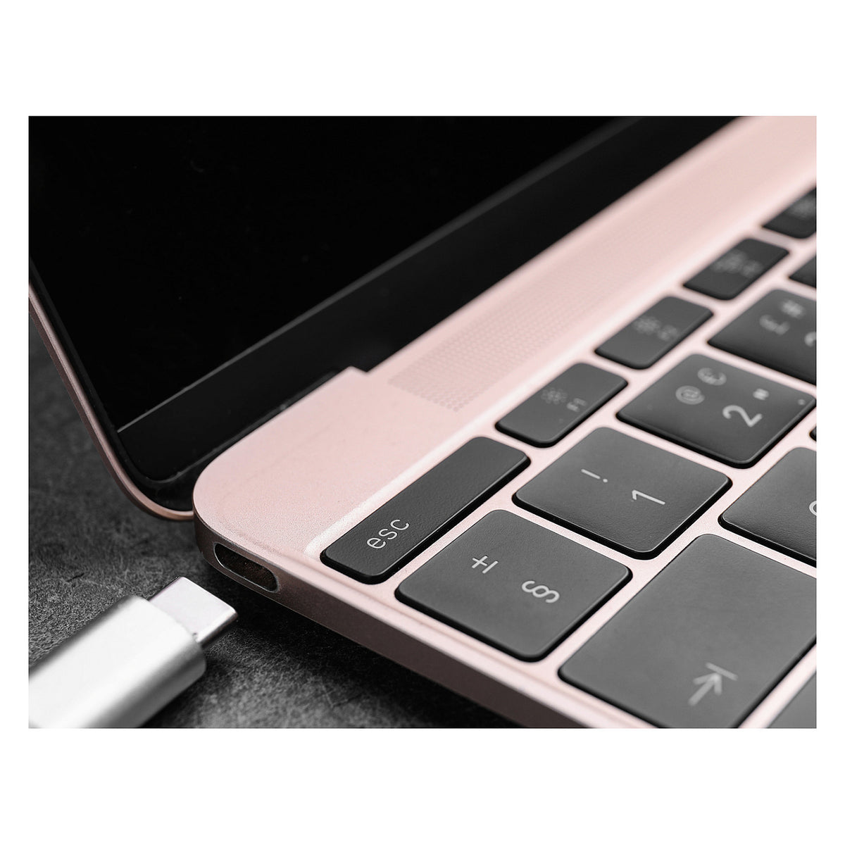 D-Link DUB-2333 5-in-1 USB-C Hub HDMI/Power Delivery1x HDMI