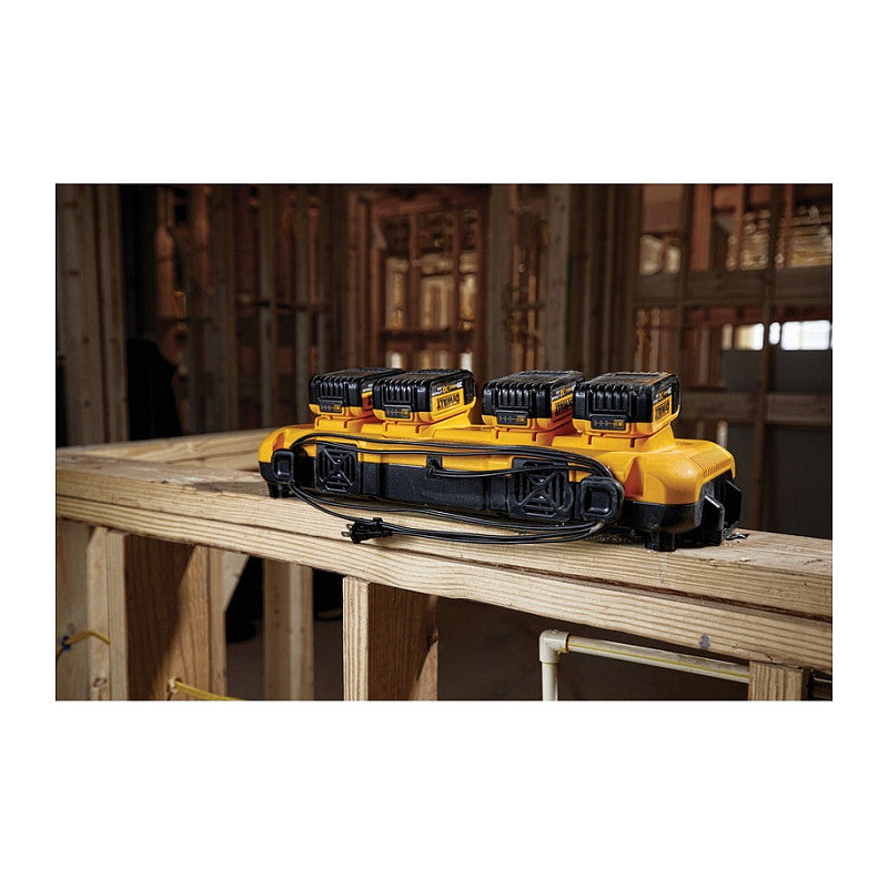 DEWALT Vierfach-Schnelladegeraet