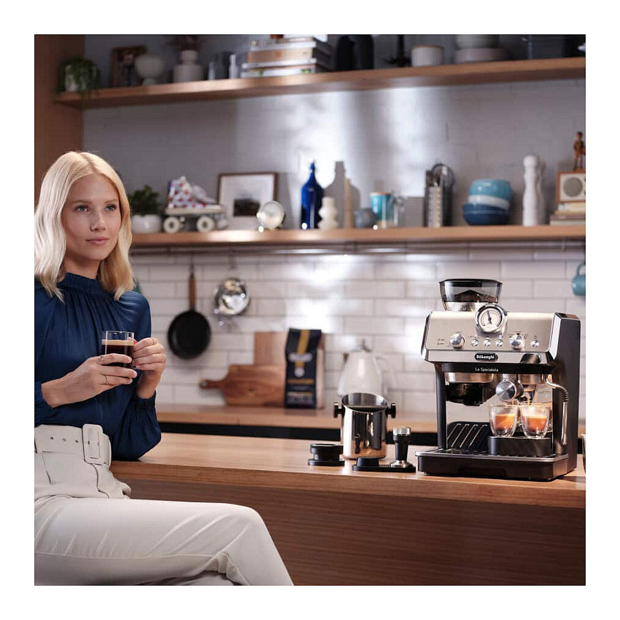 DeLonghi Kaffeemaschine La Specialista Arte *schwarz*