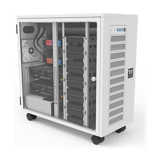 Big Thermaltake AX700 TG Snow White