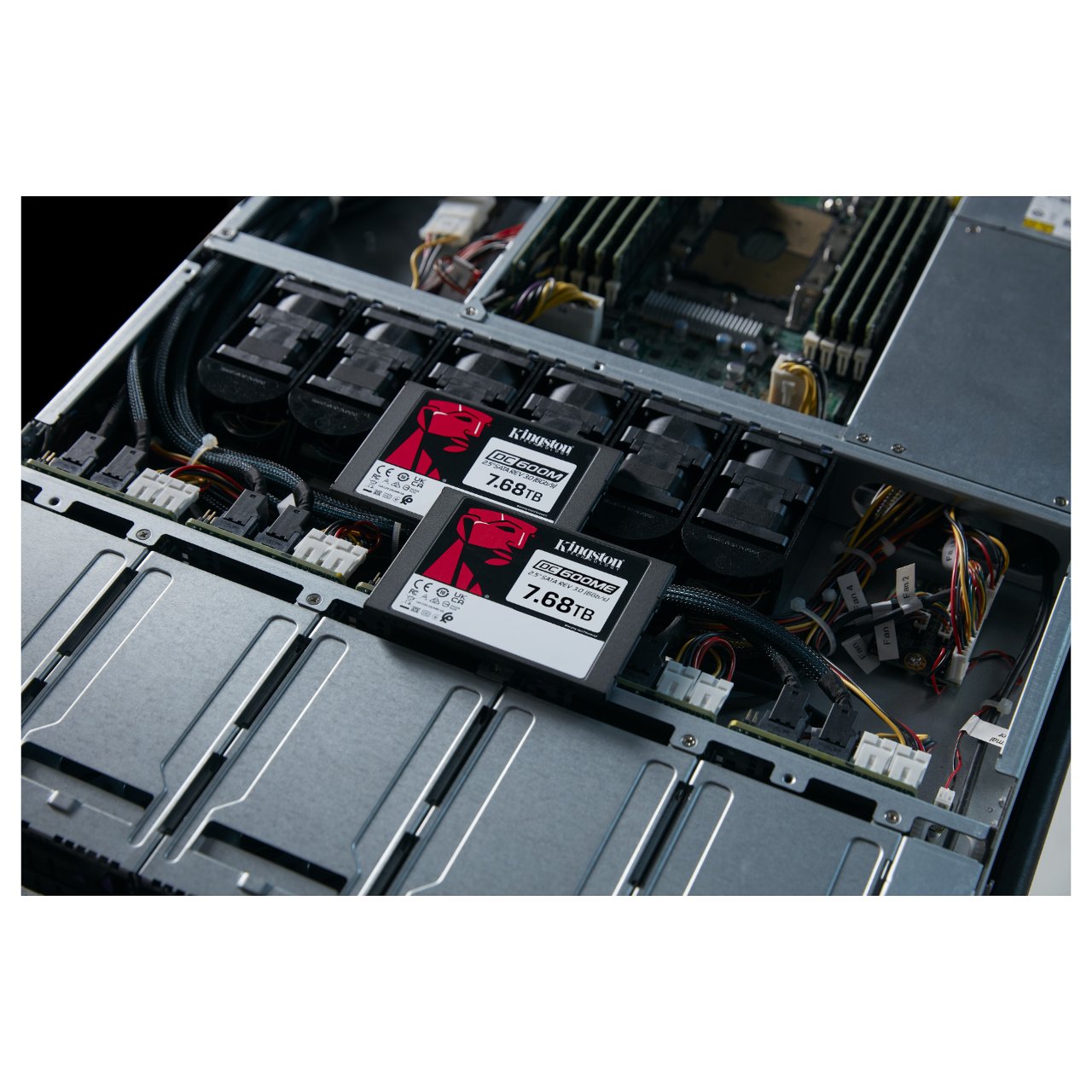 7.6TB Kingston 2.5" (6.4cm) SATAIII DC600ME retail
