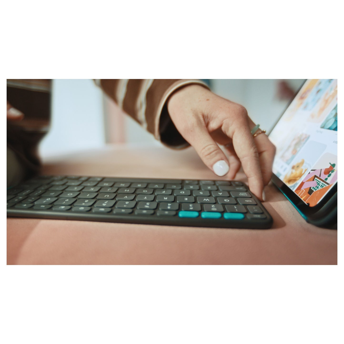 Logitech Flip Folio - Graphite-DEU-BT