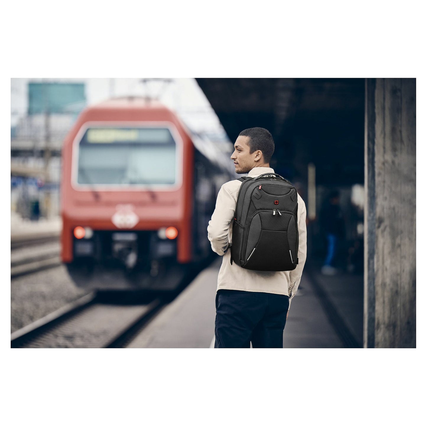 WENGER Cosmic 43,18cm 17Zoll Laptop Backpack with Tablet Pocket Black