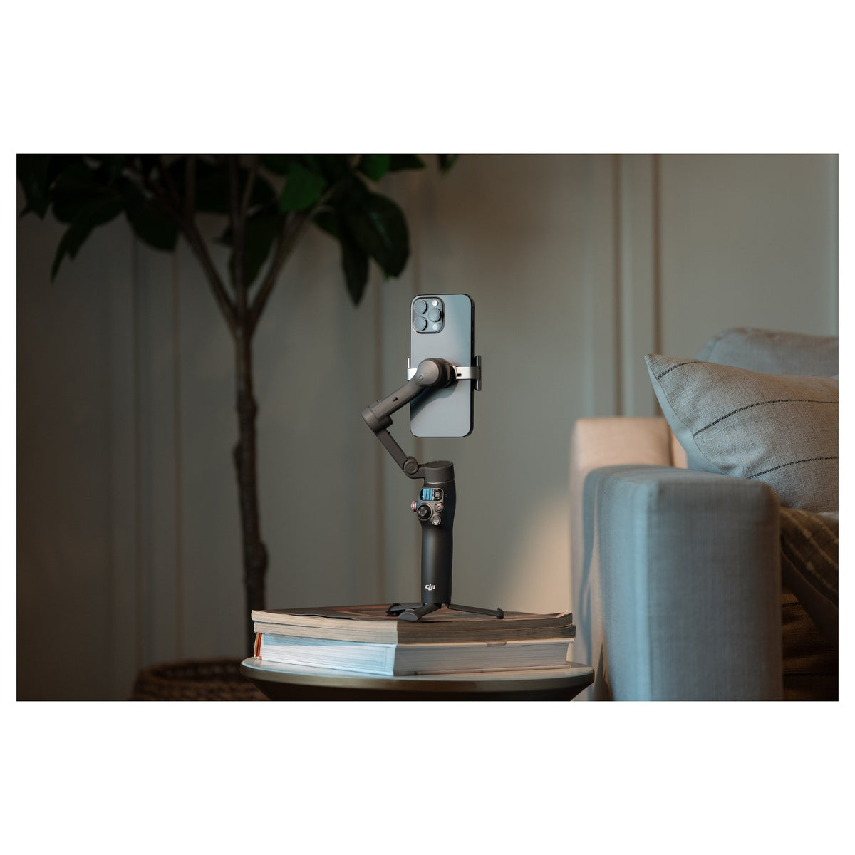 DJI Osmo Mobile 8