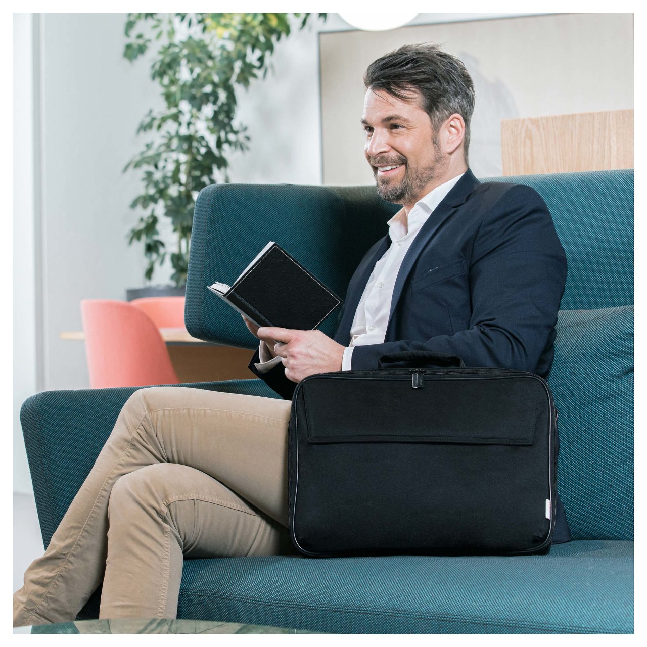 Dicota Laptop Tasche BASE XX Clamshell bis 35,8cm 14.1" Schwarz