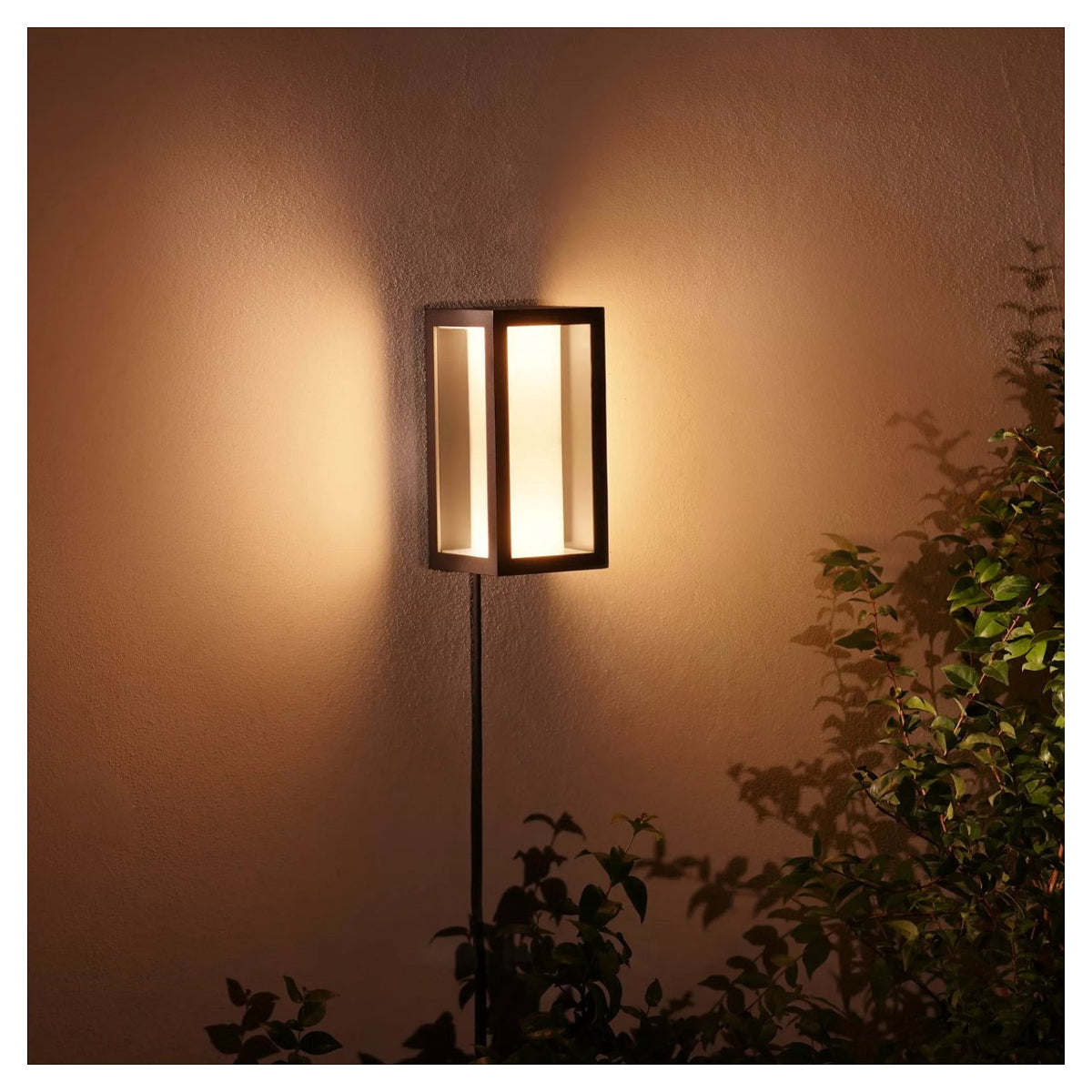 Philips Hue White & Color Ambiance Impress Wandleuchte schmal Schwarz