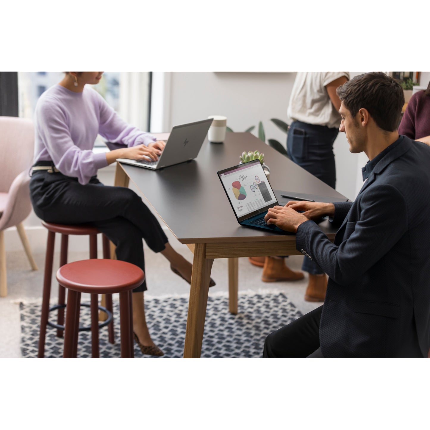 HP EliteBook 840 G10 Intel Core i5-1335U 35,56cm 14Zoll WUXGA 16GB 512GB/SSD LTE W11P SmartBuy+ 1J War (DE)