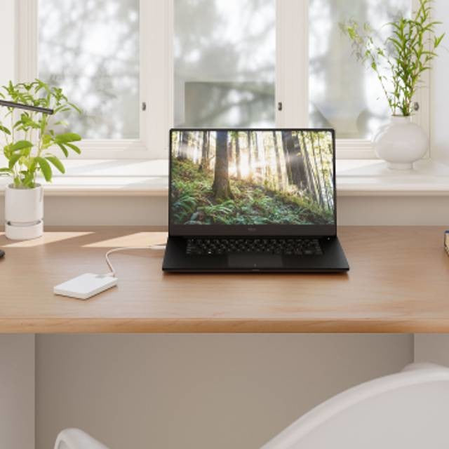 2,5" SEAGATE Backup Plus Ultra Touch 2TB USB 3.0 / USB 2.0 kompatibel mit PC und MAC wolkenweiss