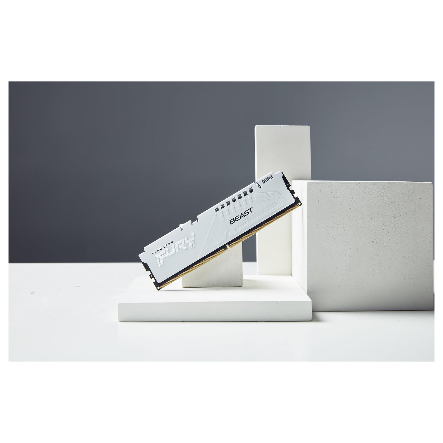 KINGSTON FURY Beast 32GB DIMM DDR5 5600MT/s DDR5 CL36 White EXPO