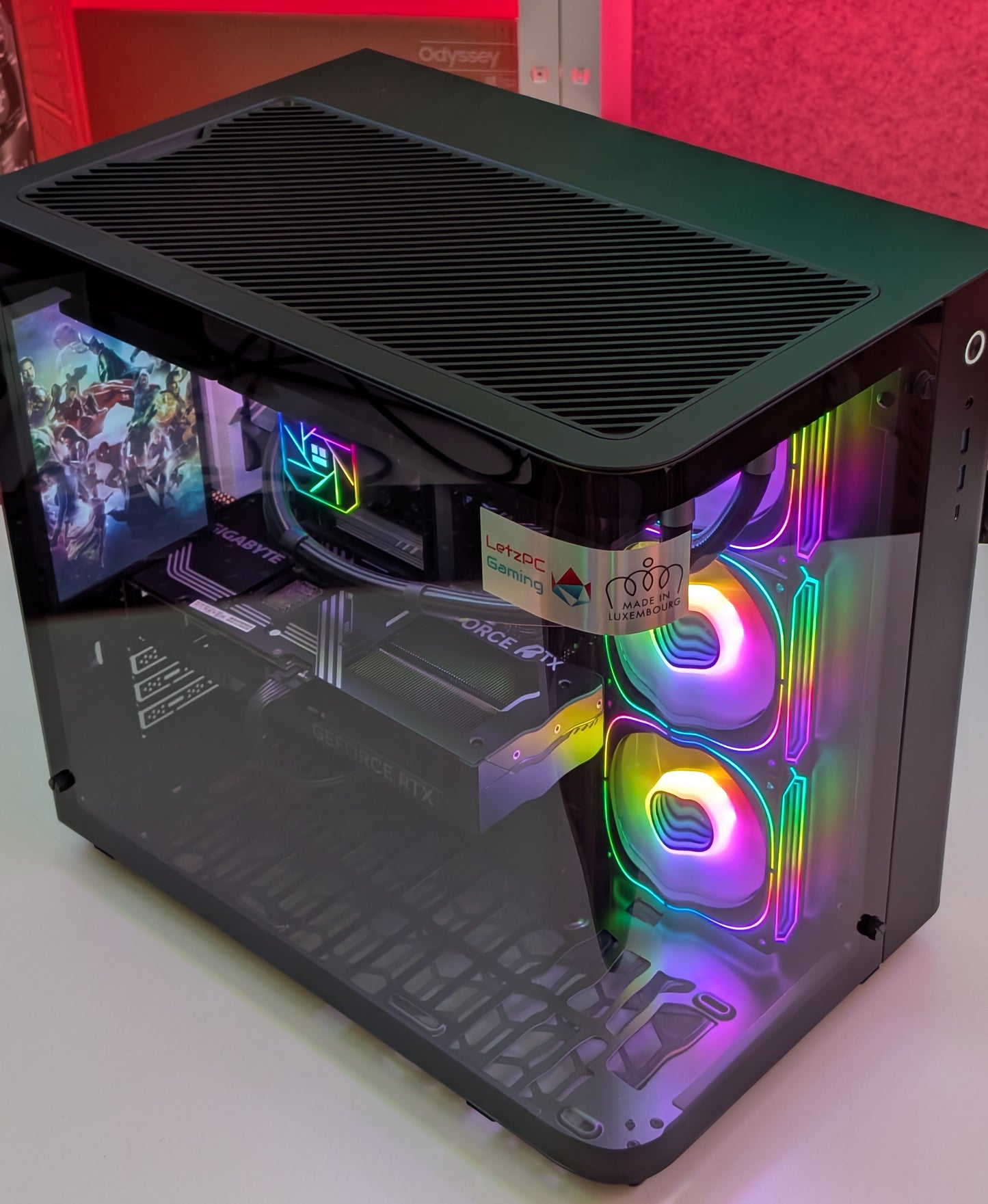 DISPLAY-LEISTUNG – RTX5070 / Ryzen 7 9700x