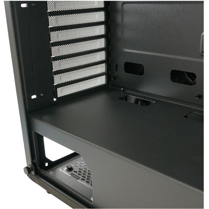 Midi LC-Power 709B
