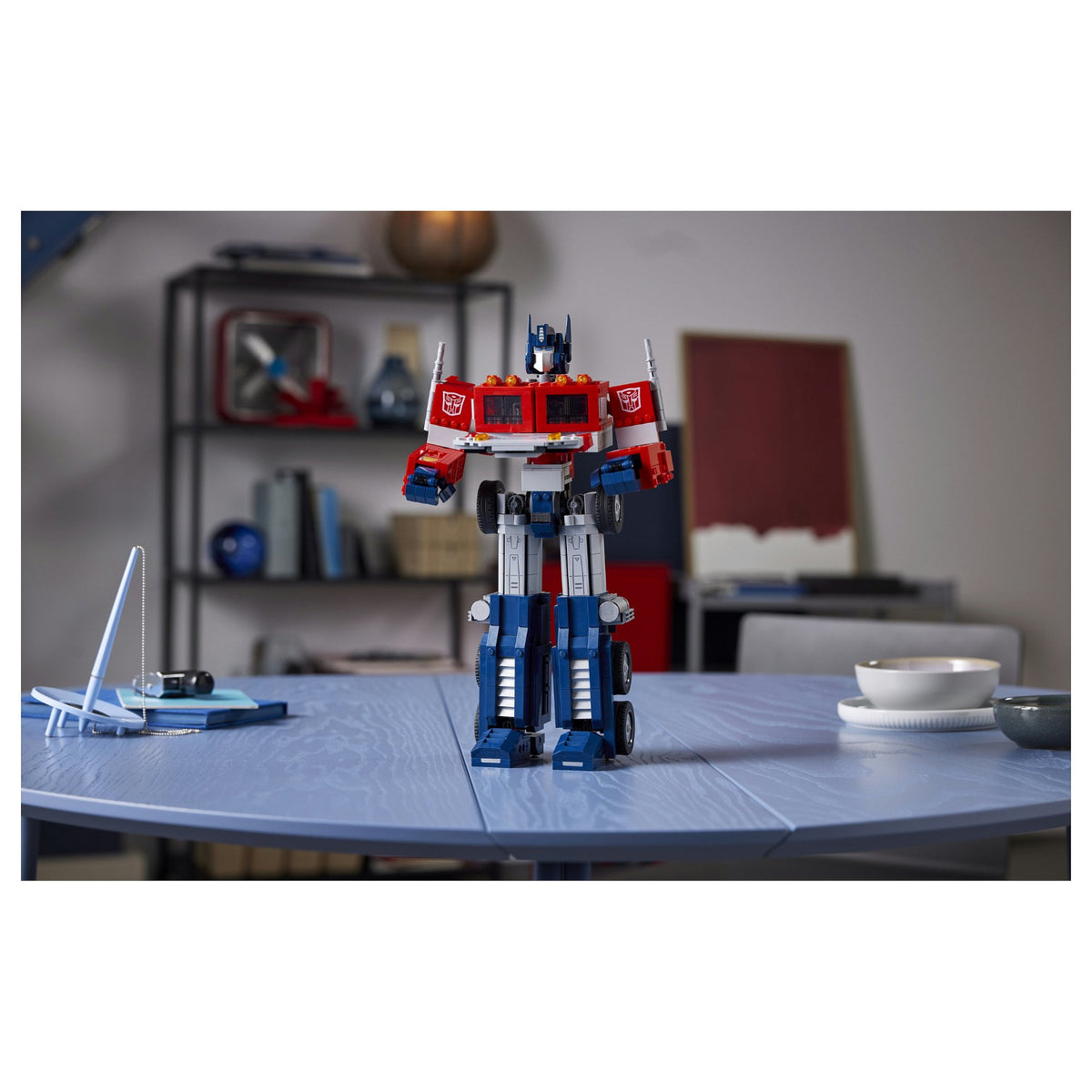 LEGO Icons Transformers Optimus Prime 10302
