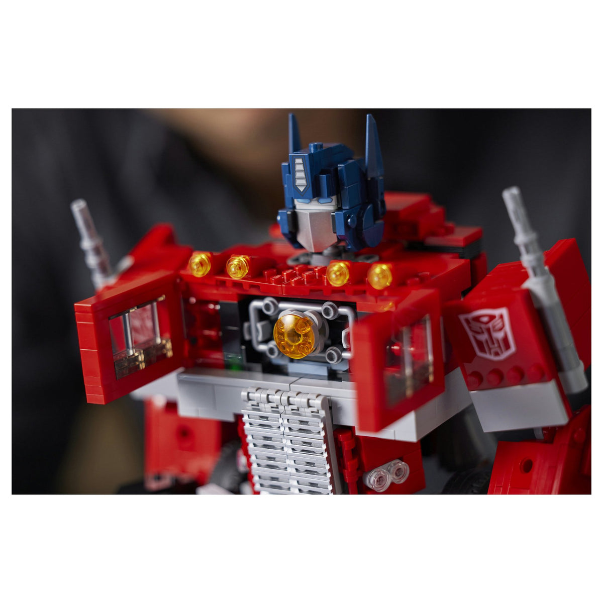 LEGO Icons Transformers Optimus Prime 10302