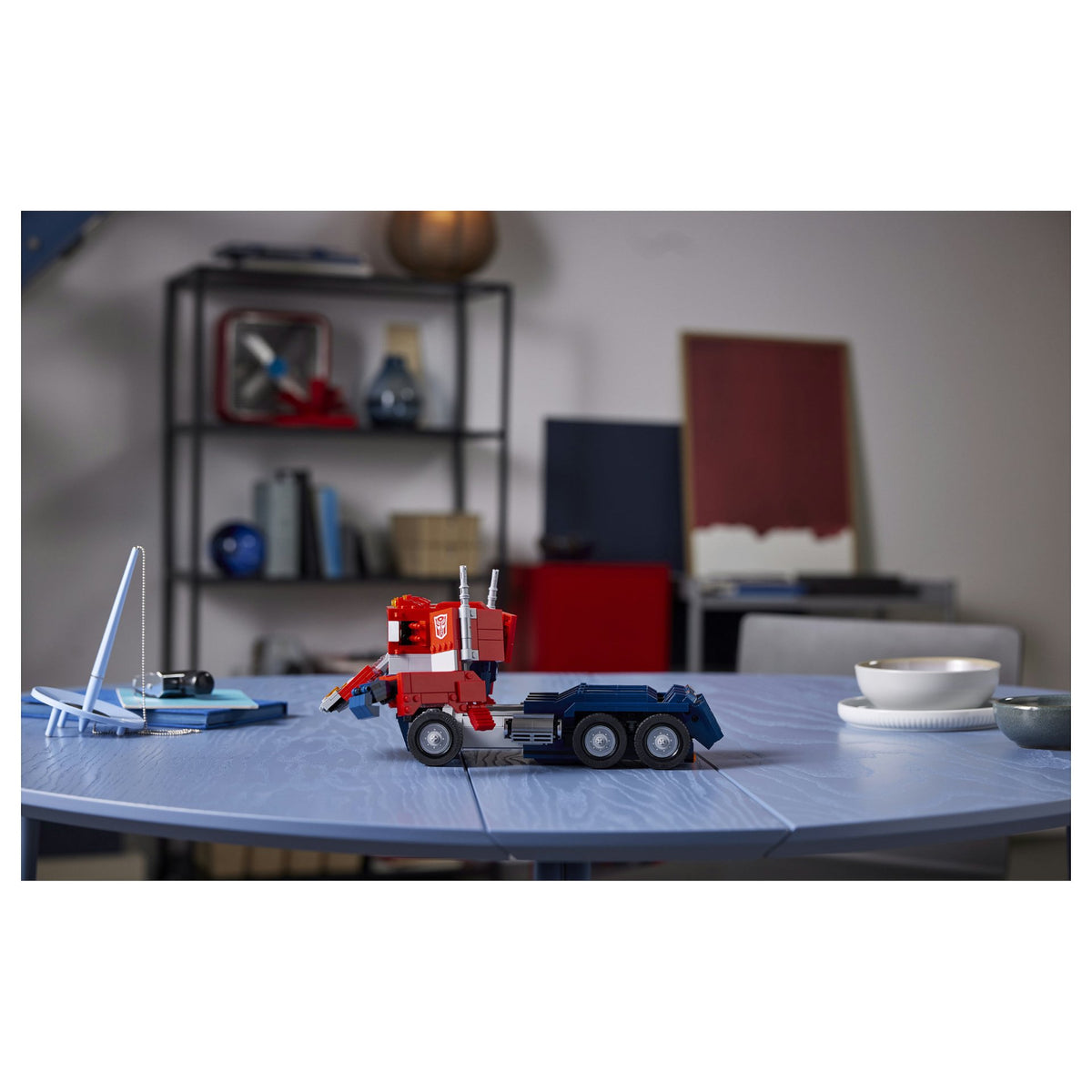 LEGO Icons Transformers Optimus Prime 10302