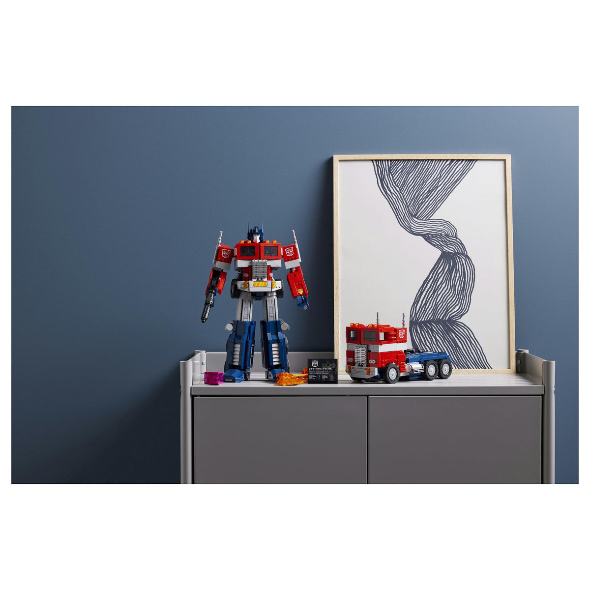 LEGO Icons Transformers Optimus Prime 10302