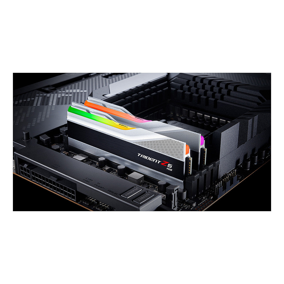 6400 32GB G.Skill Trident Z5 RGB (Kit 2x 16GB) Silver