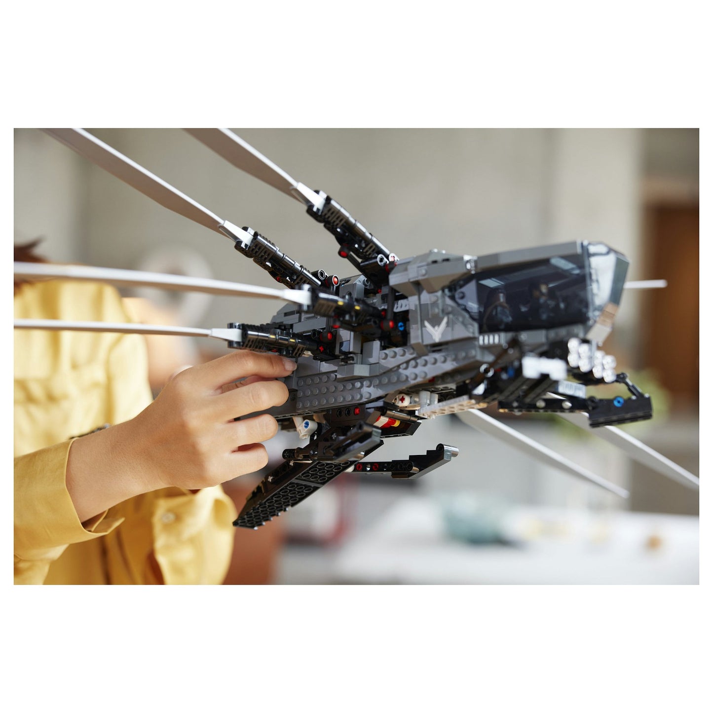 LEGO Icons Dune Atreides Royal Ornithopter 10327