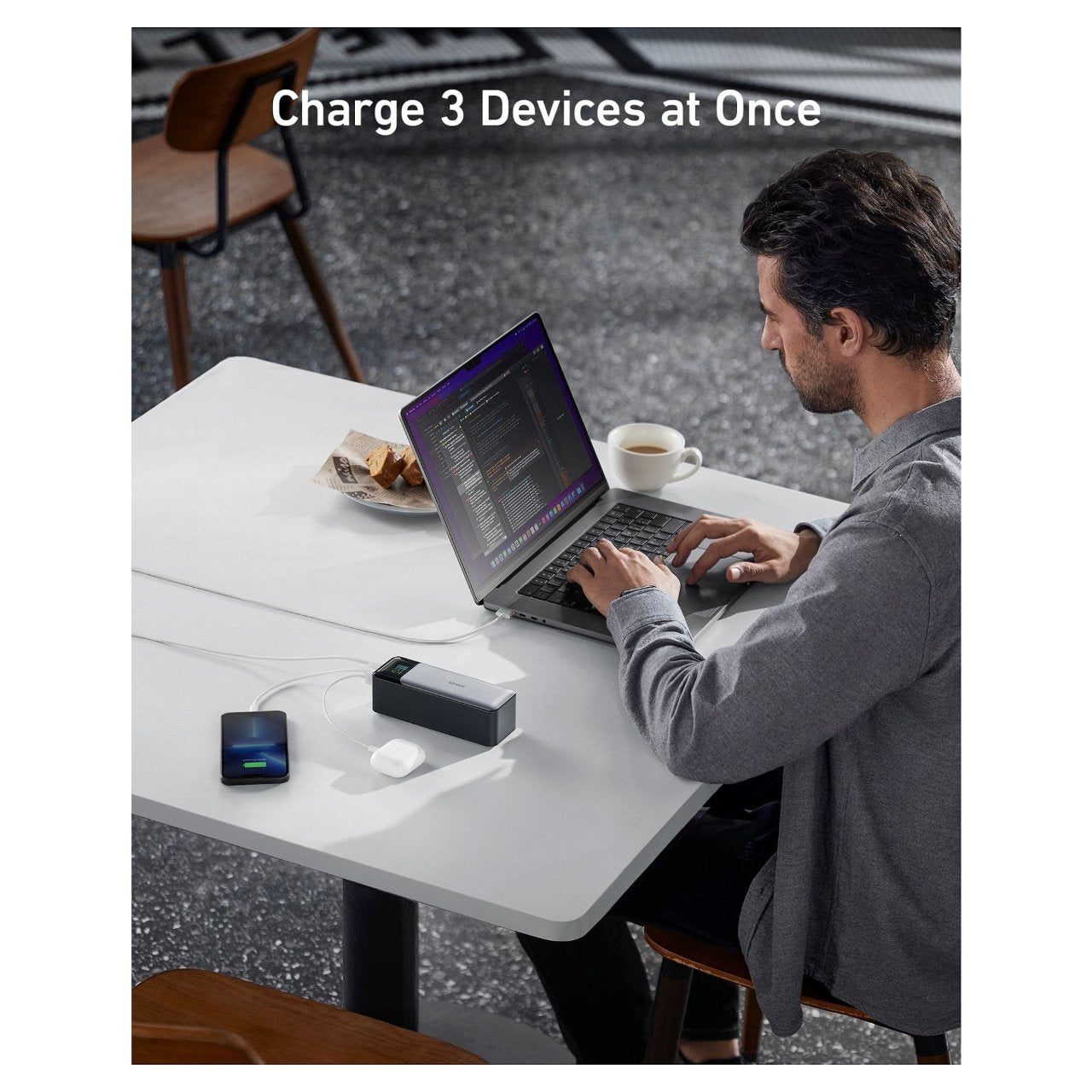 Anker 737 PowerBank GaNPrime 24.000mAh 2 x USB-C 1 x USB-A 140W black