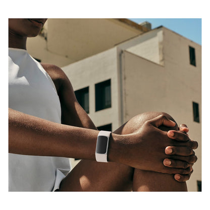 Fitbit Charge 6 porcelain
