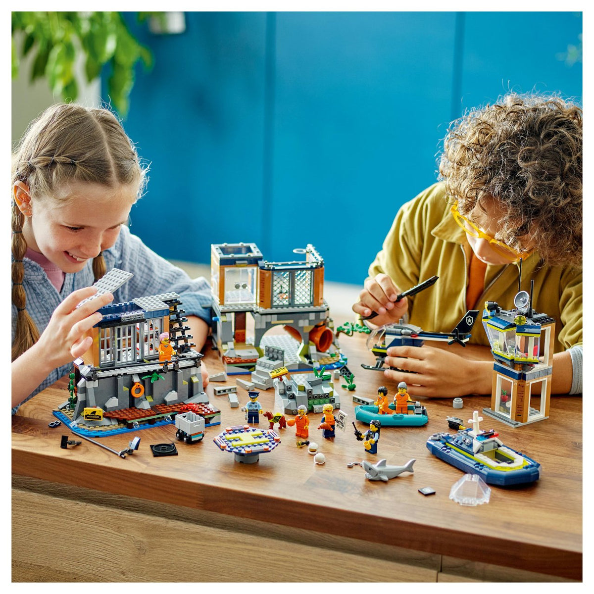 LEGO City Polizeistation auf der Gefängnisinsel 60419
