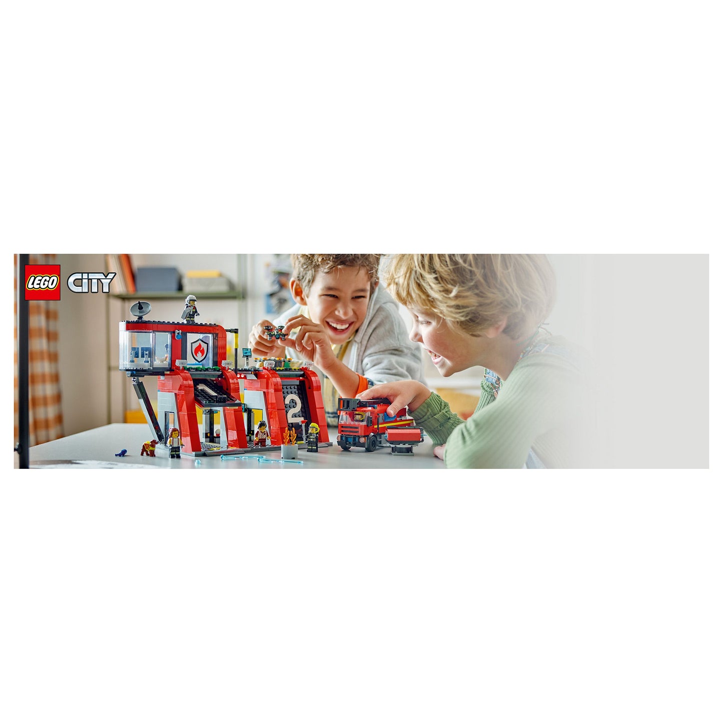 LEGO City Feuerwehrstation mit Drehleiterfahrzeug 60414