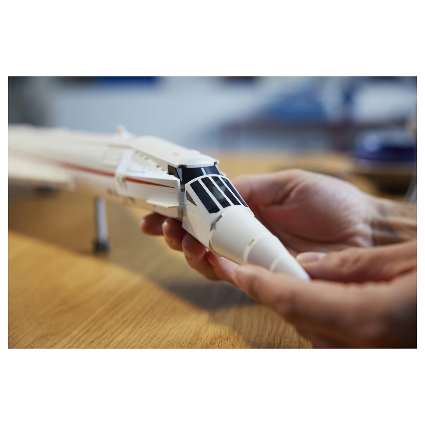 LEGO Icons Concorde 10318