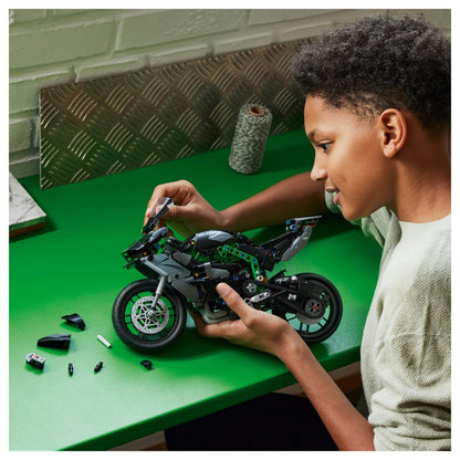LEGO Technic Kawasaki Ninja H2R Motorrad 42170