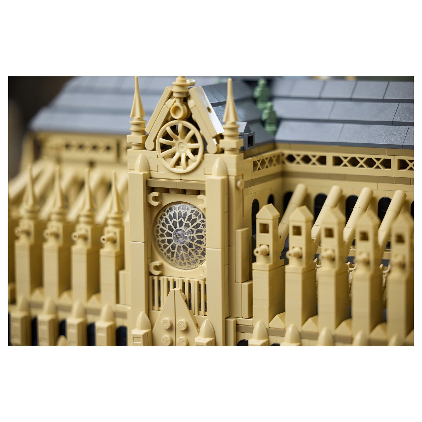 LEGO Architecture Notre-Dame de Paris 21061