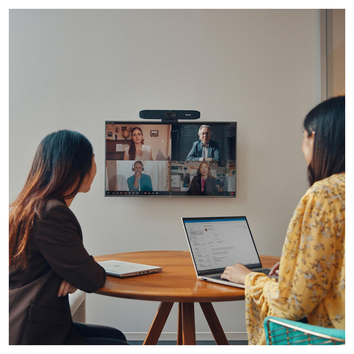 HP Poly Studio R30