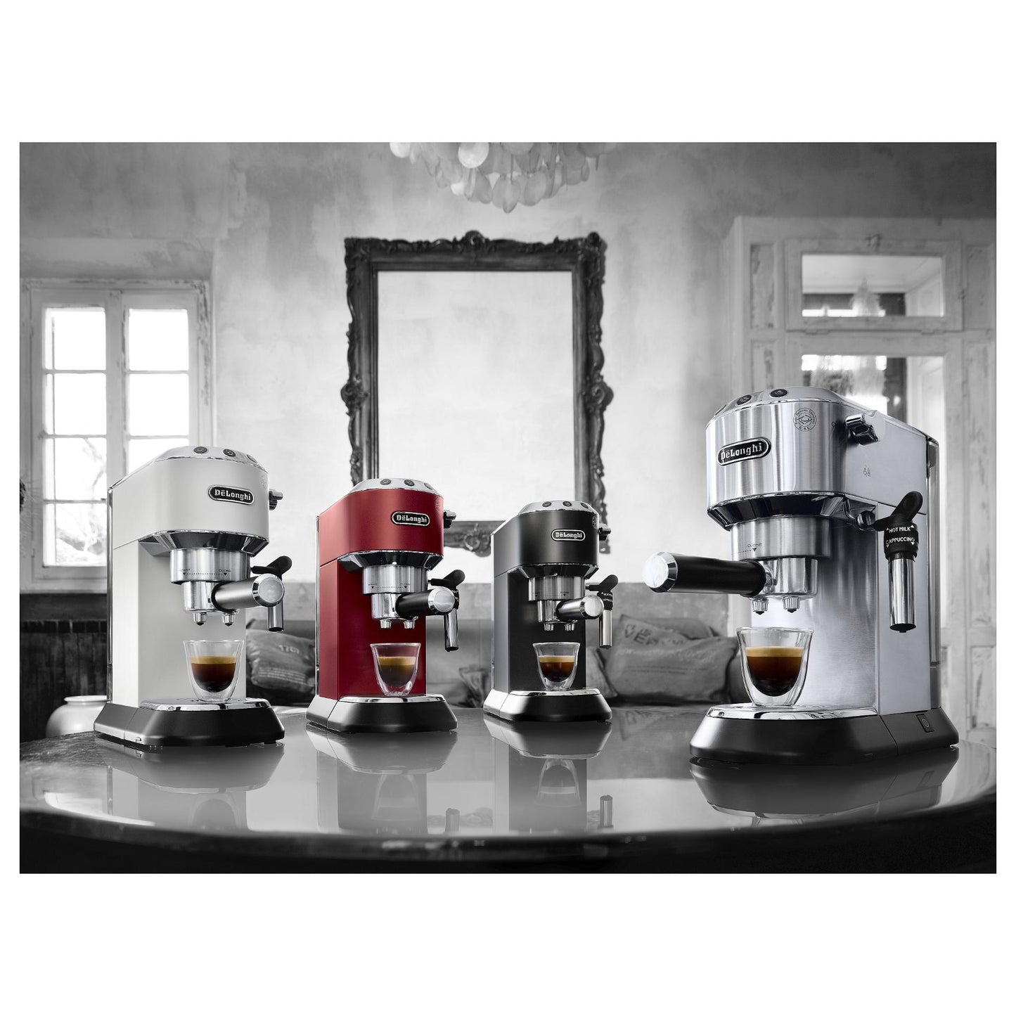 DeLonghi Kaffeemaschine Dedica EC685.BK *schwarz*