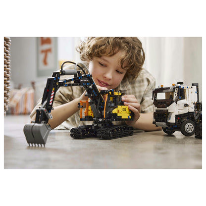 LEGO Technic Volvo FMX LKW mit EC230 Electric Raupenbagger 42175