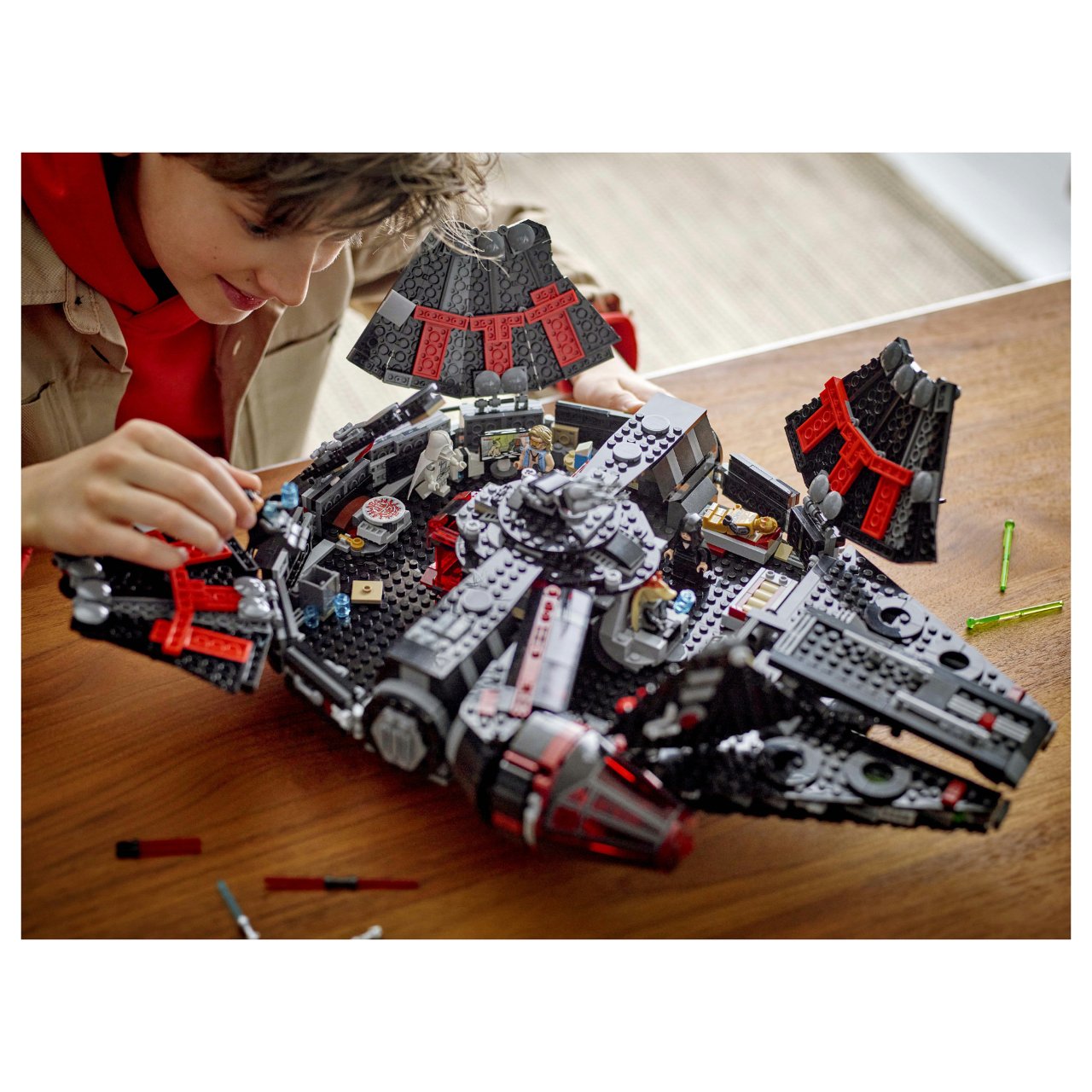 LEGO Star Wars Dunkler Millennium Falke 75389