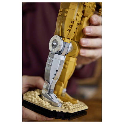 LEGO Star Wars C-3PO - ein baubarer Droide 75398