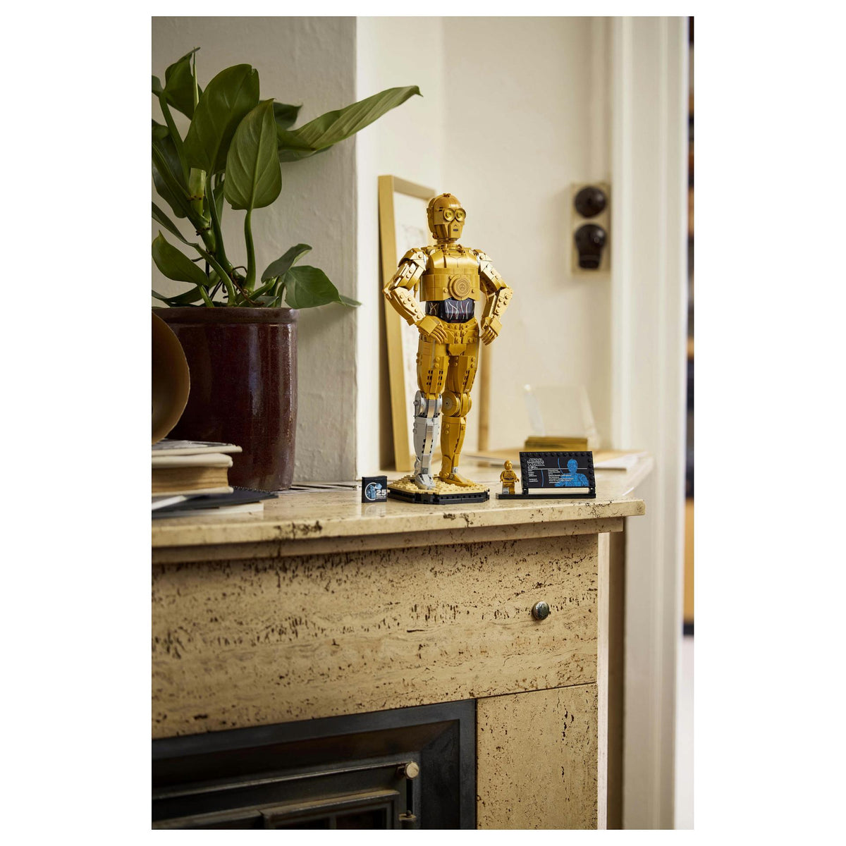 LEGO Star Wars C-3PO - ein baubarer Droide 75398