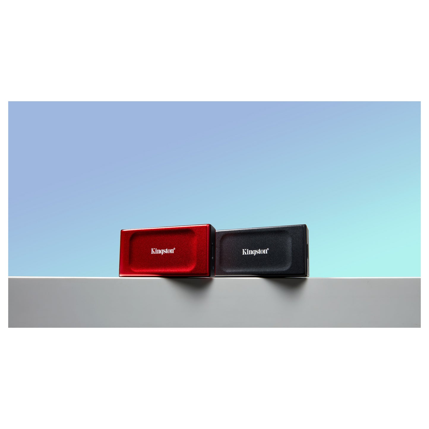 2TB Kingston XS1000 USB 3.2 Gen2 Red