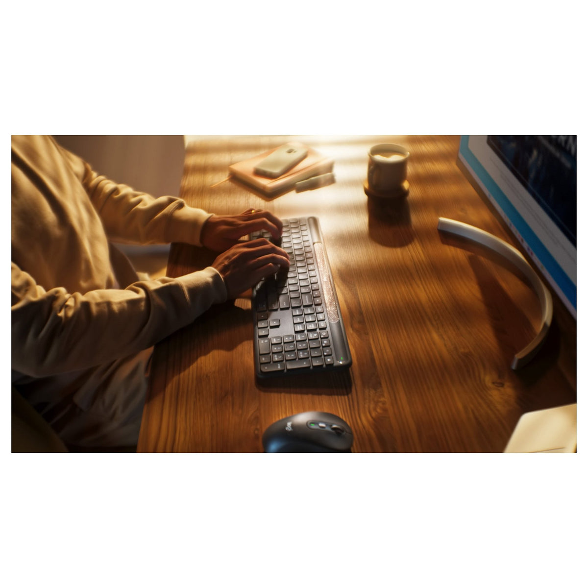 Logitech Signature Slim Solar+ K980 Bluetooth