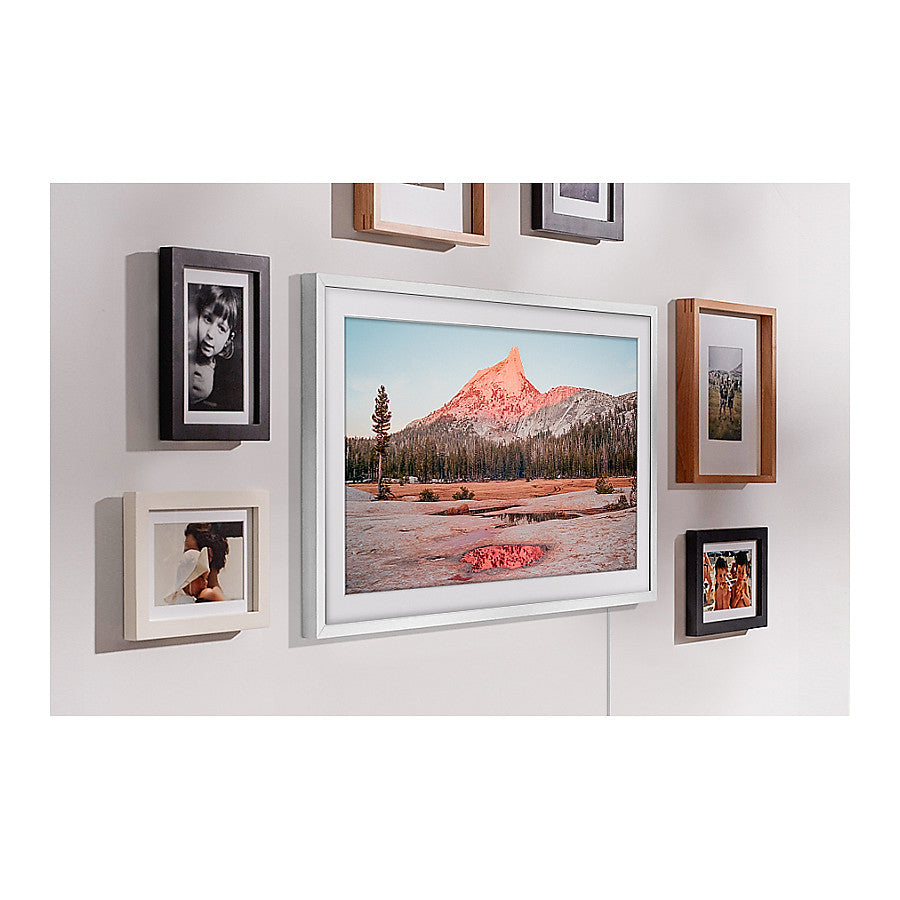 80,0cm/32" (1920x1080) Samsung The Frame GQ32LS03CBUXZG 16:9 QLED 50Hz HDMI USB WLAN Bluetooth HDR10+ Speaker Black