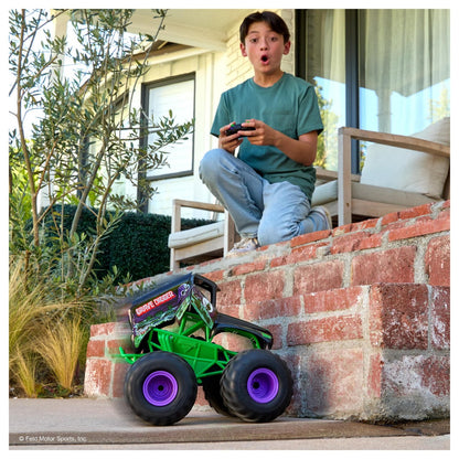 Spinmaster Monster Jam - Smash 'n Bash Grave Digger, (Mastab 1:15)