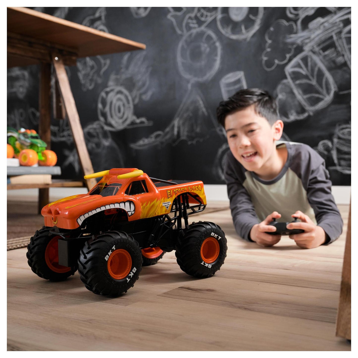 Spinmaster Monster Jam - El Toro Loco (Mastab 1:15)