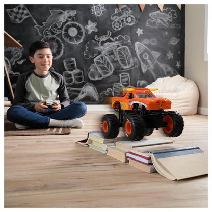 Spinmaster Monster Jam - El Toro Loco (Mastab 1:15)