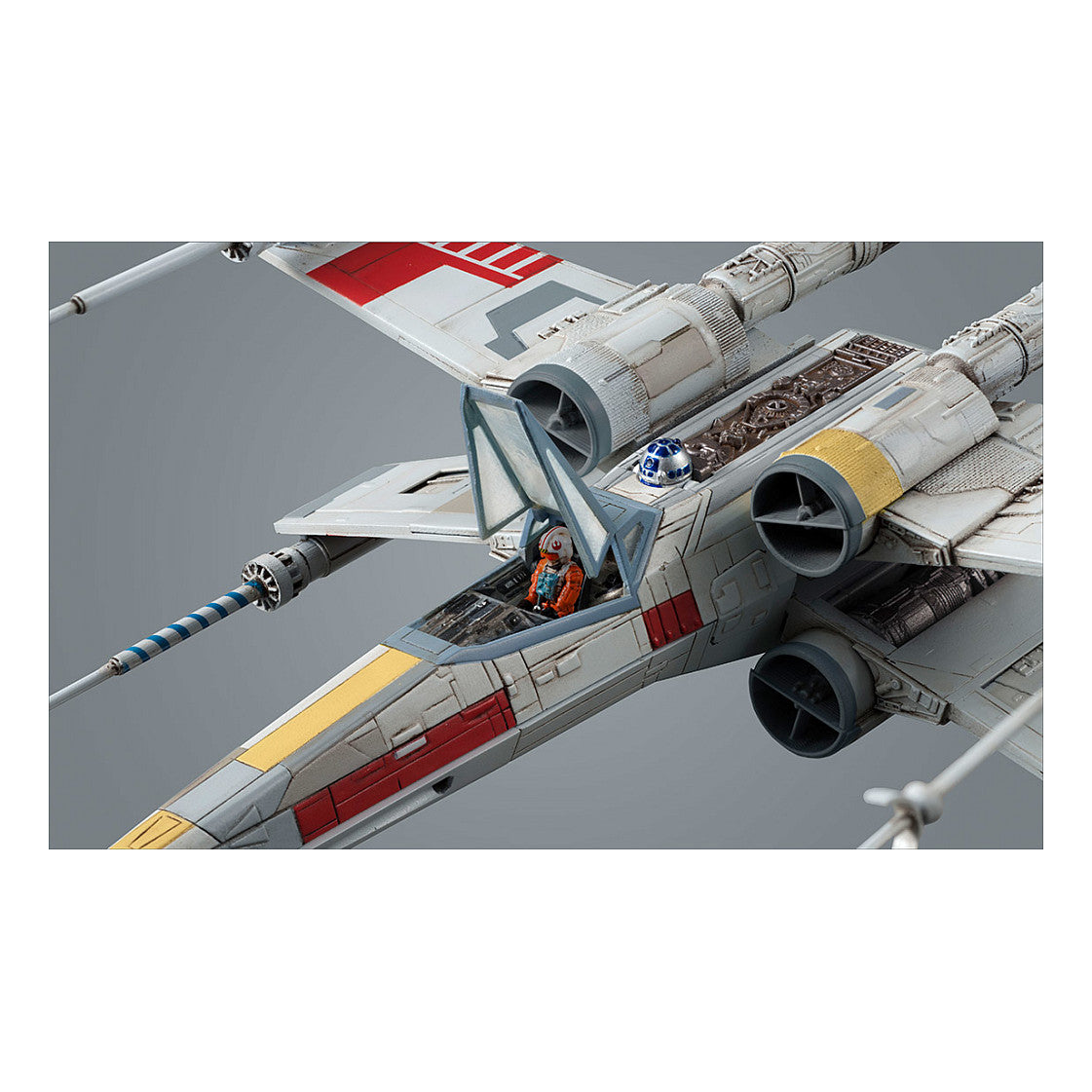 Revell - Star Wars - Bandai - BANDAI X-Wing Starfighter