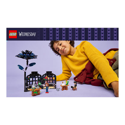 LEGO 76784 Wednesday Schwarze Dahlie