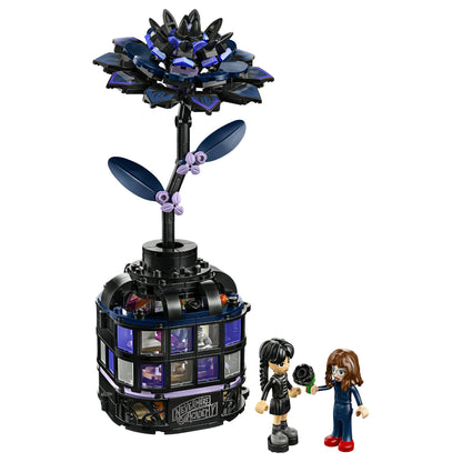 LEGO 76784 Wednesday Schwarze Dahlie
