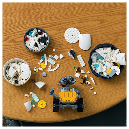 LEGO 43279 Disney Pixar WALL-E und EVE